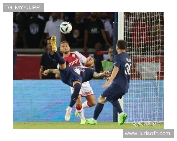 德甲激战：利物浦大胜马竞红牌争议引发全场热议